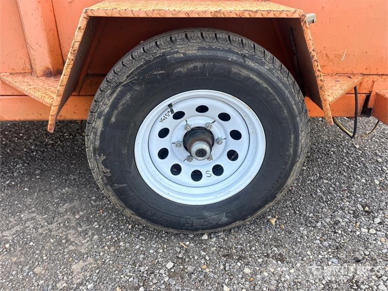Miska MD 58 8 ft 6 in S/A Dump Utility Trailer Bañera