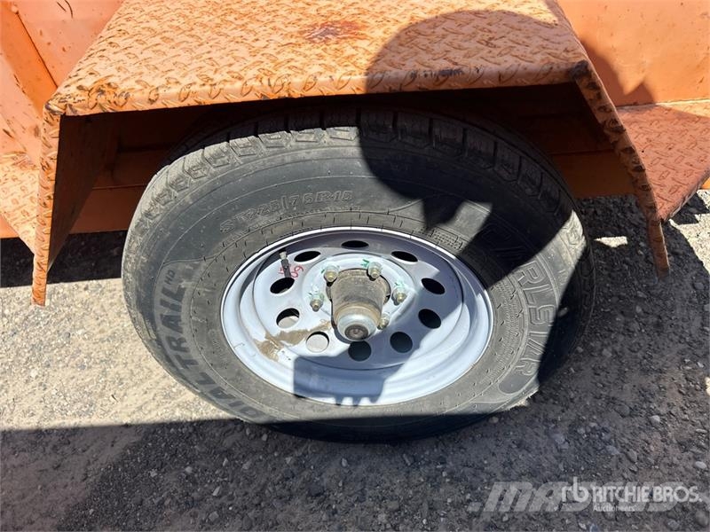 Miska MD 58 8 ft S/A Dump Utility Trailer Bañera