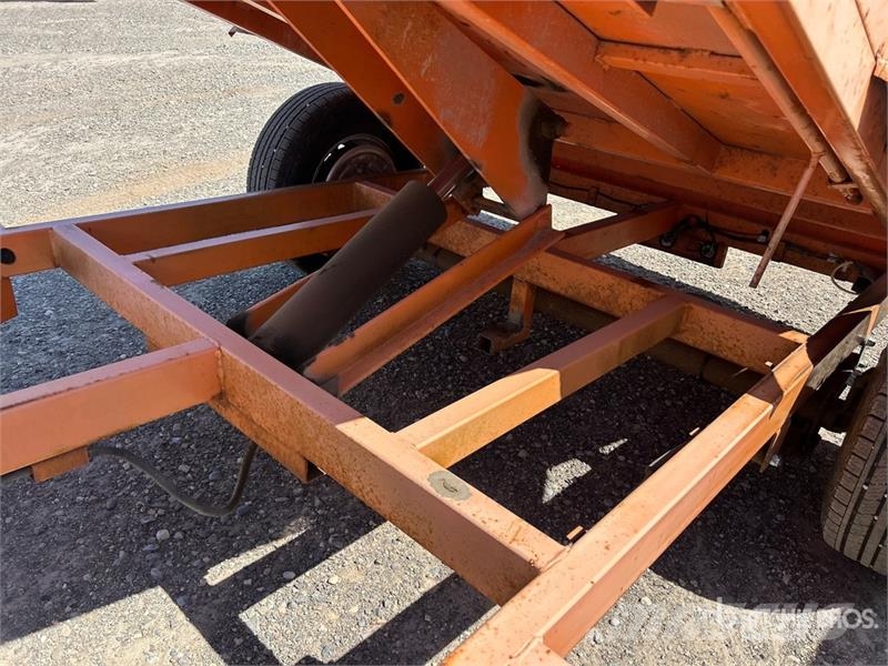 Miska MD 58 8 ft S/A Dump Utility Trailer Bañera