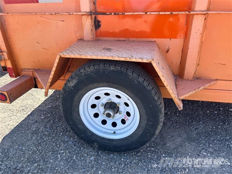 Miska MD 58 8 ft S/A Dump Utility Trailer Bañera