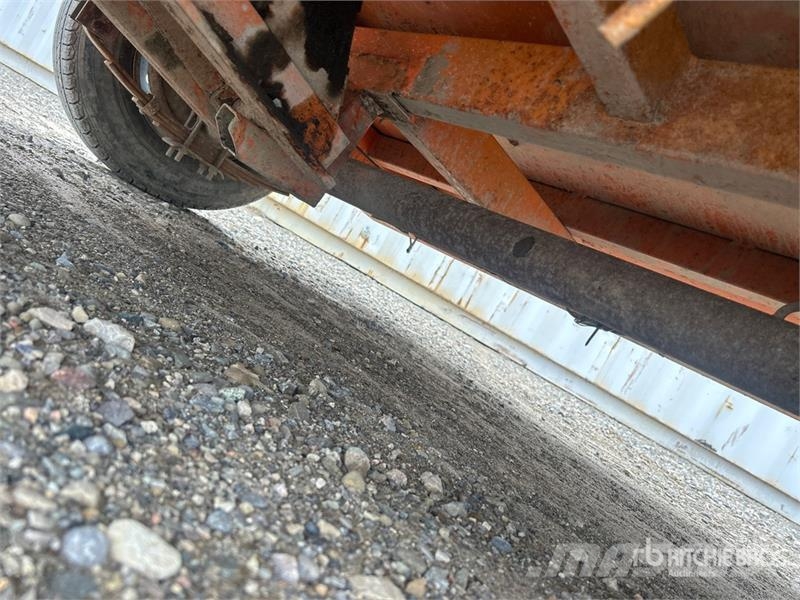 Miska MD 58 8 ft S/A Dump Utility Trailer Bañera