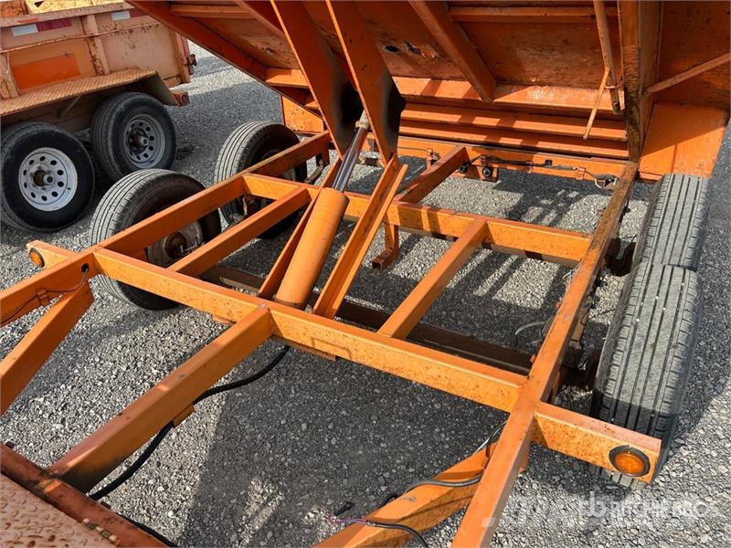 Miska MD 610 10 ft T/A Dump Utility Trailer Bañera