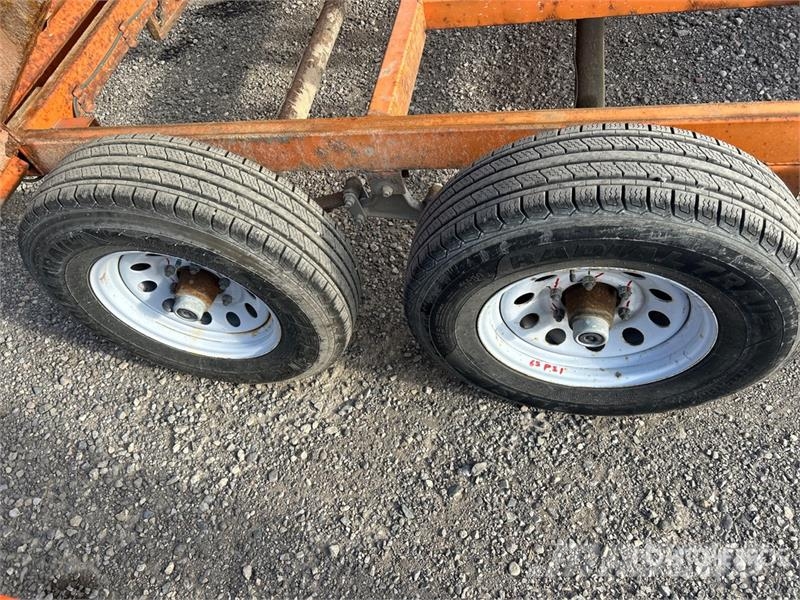 Miska MD 610 10 ft T/A Dump Utility Trailer Bañera
