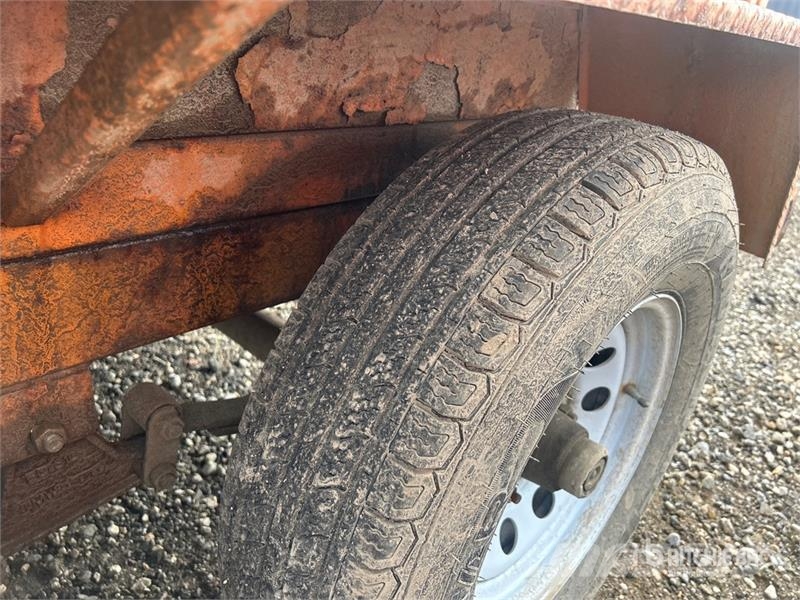 Miska MD 610 10 ft T/A Dump Utility Trailer Kipper