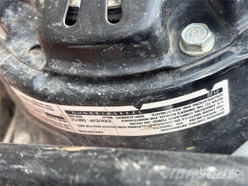 Miska MVC-40H Vibratory Plate Compactor プレートコンパクター