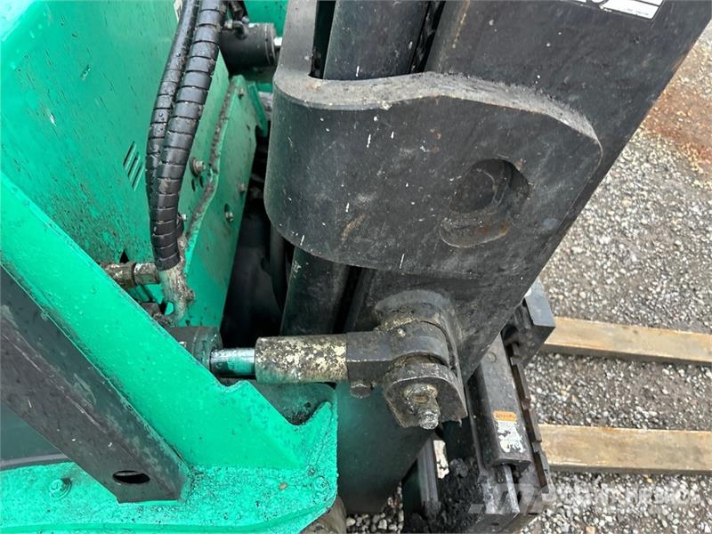Mitsubishi FGC25N 2900 lb Cushion Tire Forklift Viličarji - drugo