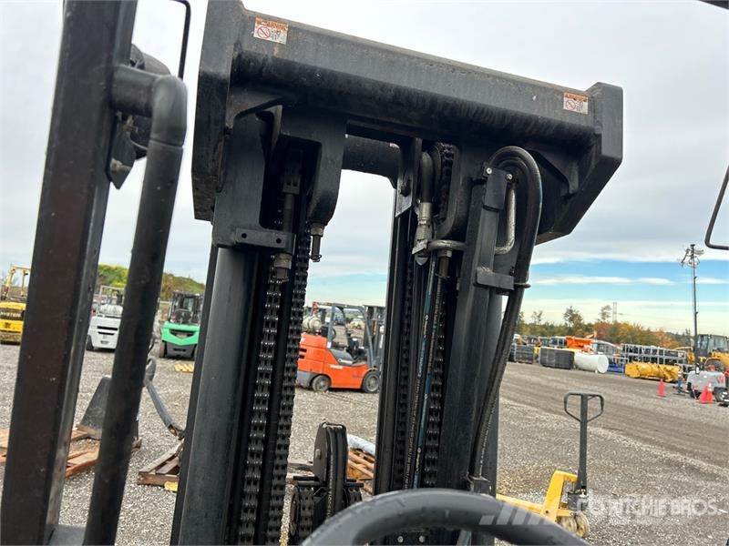 Mitsubishi FGC25N 2900 lb Cushion Tire Forklift Viličarji - drugo