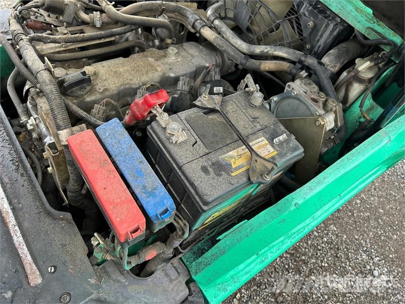 Mitsubishi FGC25N 2900 lb Cushion Tire Forklift Viličarji - drugo