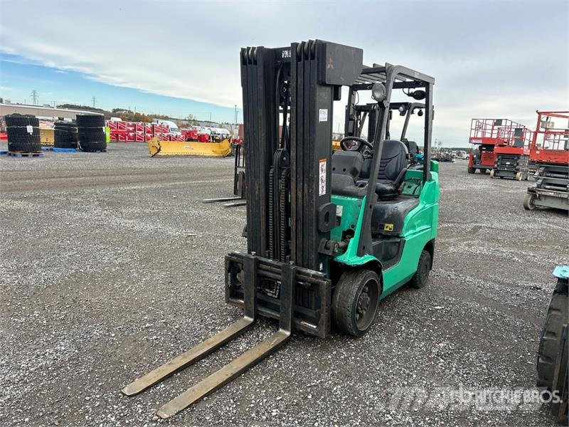 Mitsubishi FGC25N 2900 lb Cushion Tire Forklift Viličarji - drugo