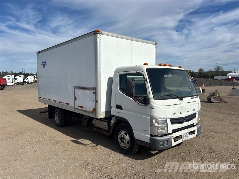 Mitsubishi Fuso 4x2 Van Truck 厢式货车