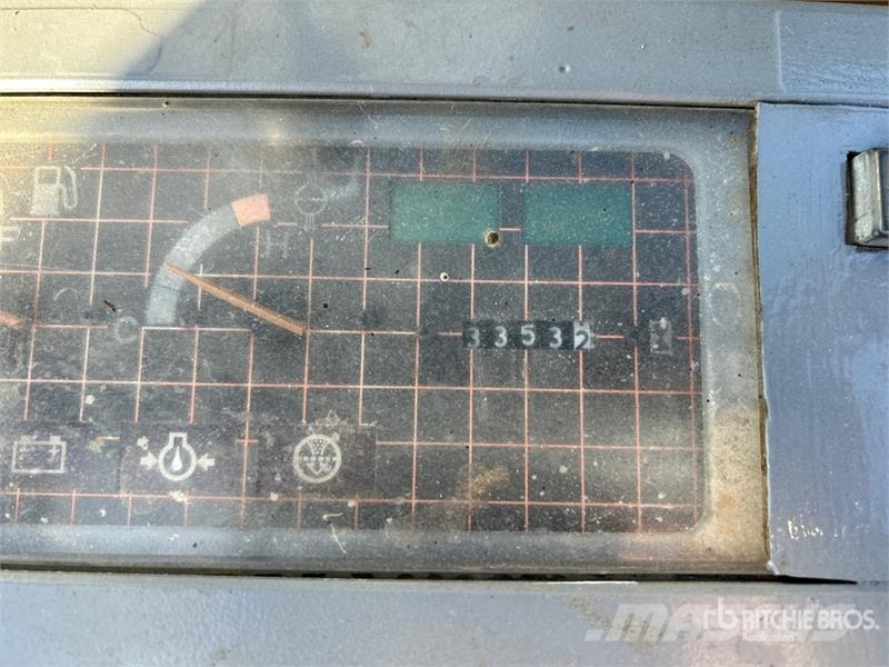 Mitsubishi MM35T Mini Excavator حفارات صغيرة أقل من 7 طن (حفارات صغيرة)