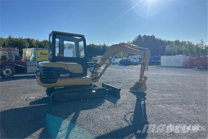 Mitsubishi MM35T Mini Excavator حفارات صغيرة أقل من 7 طن (حفارات صغيرة)