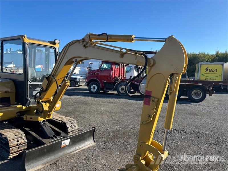 Mitsubishi MM35T Mini Excavator حفارات صغيرة أقل من 7 طن (حفارات صغيرة)