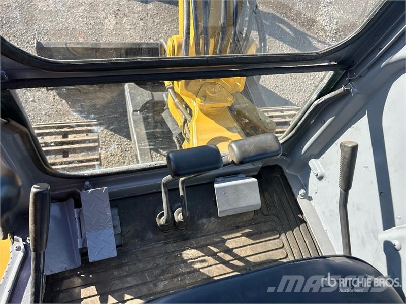 Mitsubishi MM35T Mini Excavator حفارات صغيرة أقل من 7 طن (حفارات صغيرة)