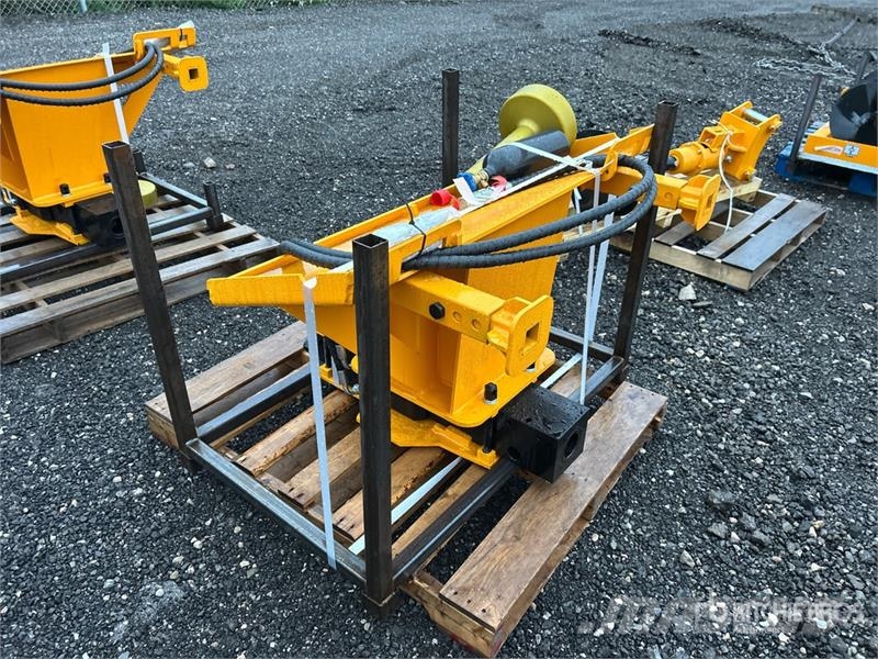  MIYI AD680 Skid Steer Post Driver (Unused) Fencing equipment