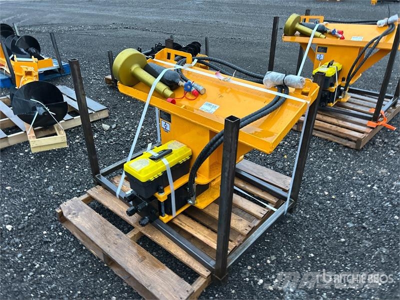  MIYI AD680 Skid Steer Post Driver (Unused) Fencing equipment