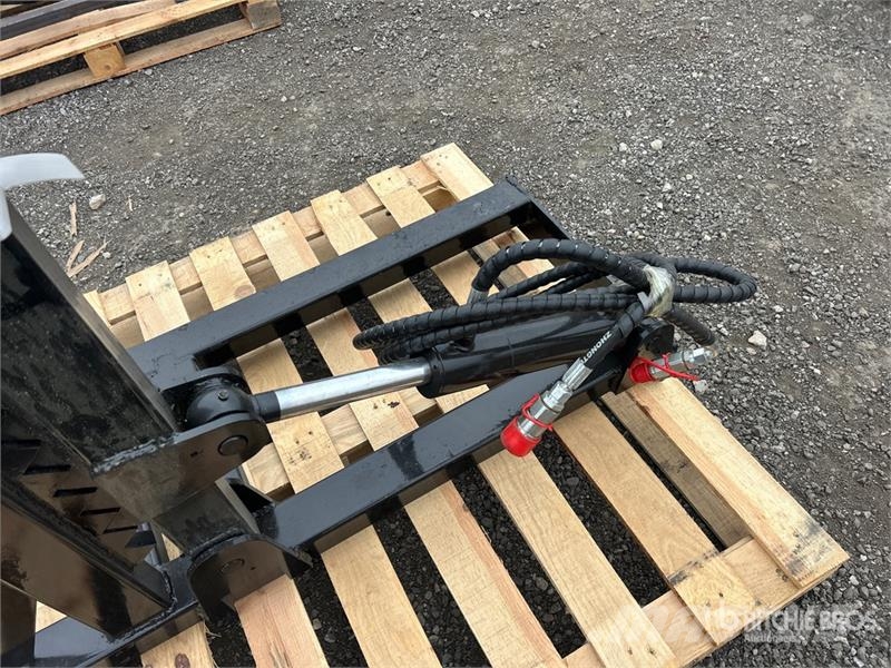  MIYI TP25 25 in Skid Steer Post Puller (Unused) Andere Zubehörteile