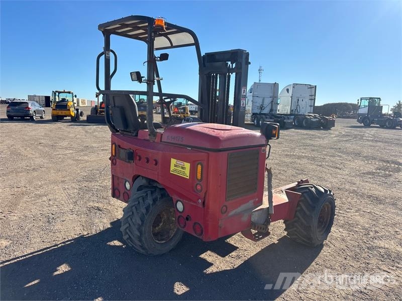  Moffet M5000 车载式叉车
