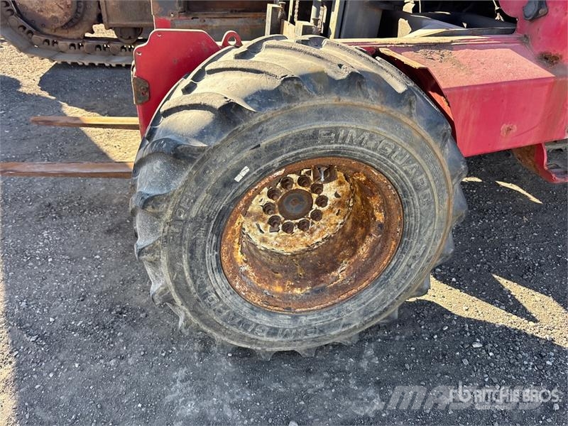  Moffet M5000 车载式叉车