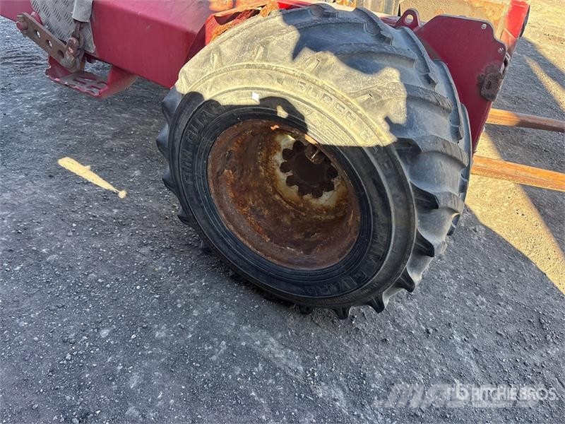  Moffet M5000 车载式叉车