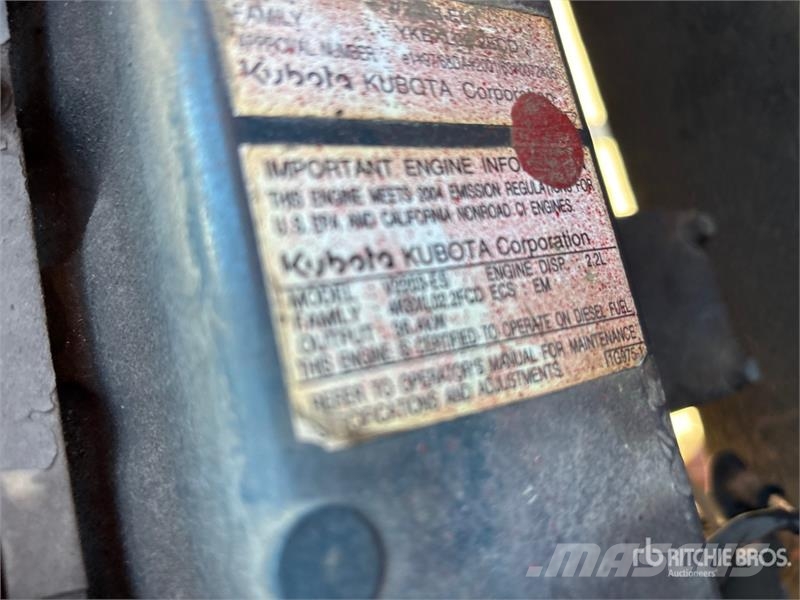 Moffett M7 50.3N 5000 lb 3x3 Truck Mounted Forklift Empilhadores de montagem em camião
