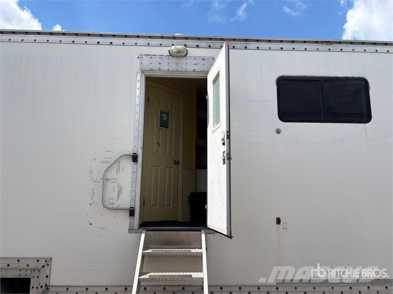  Mond 53 ft x 8 ft 5 in T/A Mobile Office Строителство - Други
