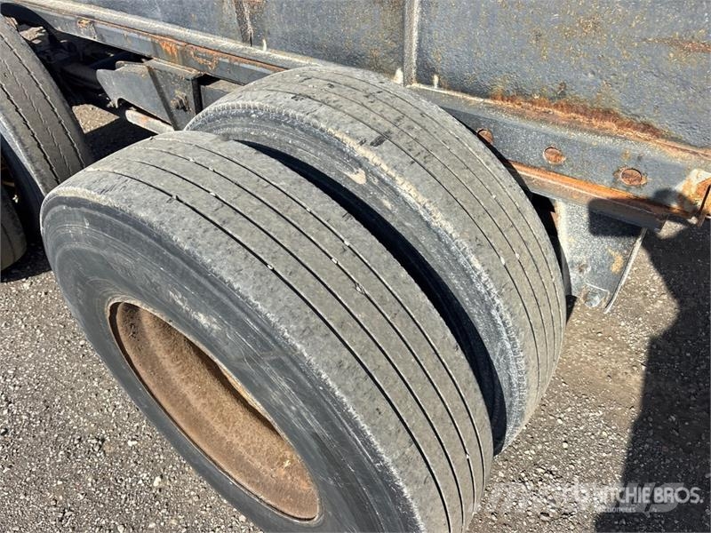  Mond CCG 40 ft Tri/A Extendable Container Trailer Kontejnerske prikolice