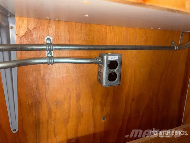 Mond S/A 30 ft Movie Set Trailer Altri rimorchi
