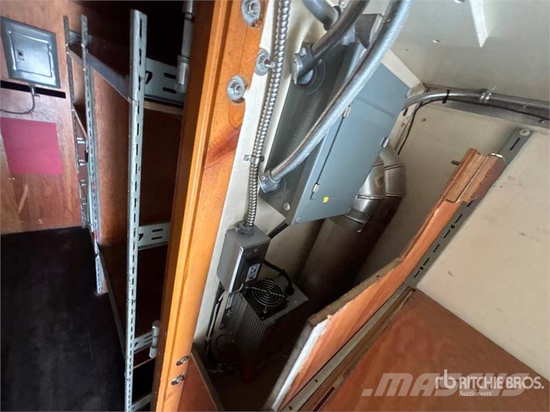 Mond S/A 30 ft Movie Set Trailer 其他拖车