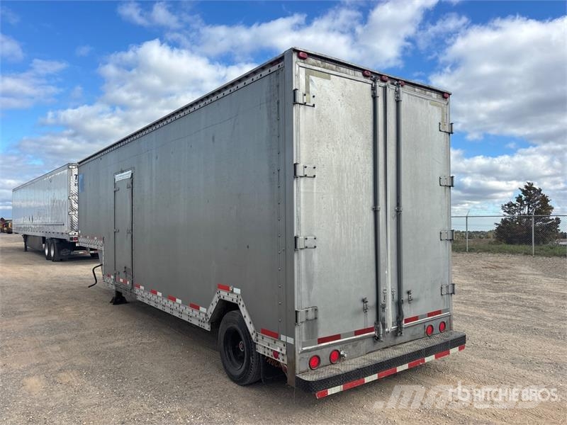  Mond S/A 30 ft Movie Trailer Other trailers