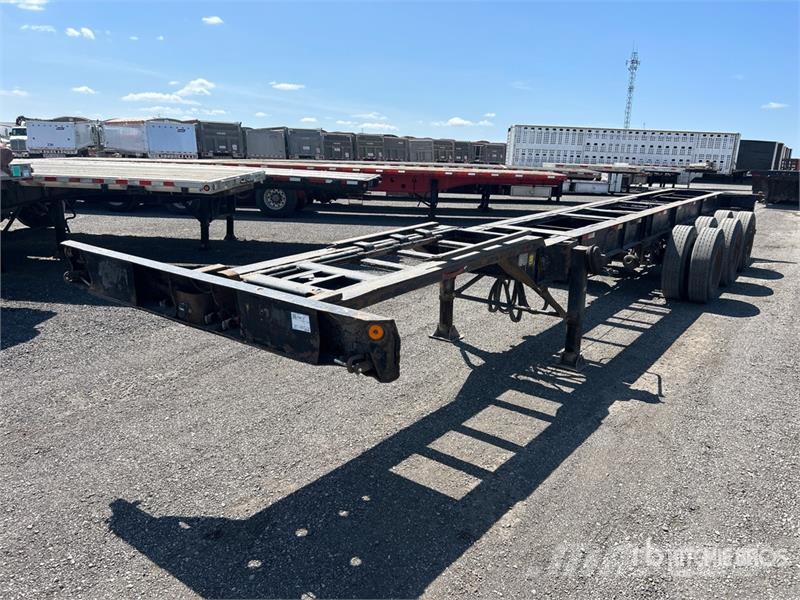  Mond Tri/A Extendable Container Trailer Konteineriekrāvēji
