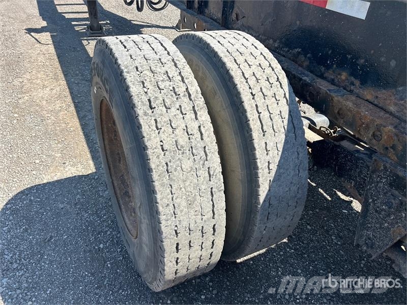  Mond Tri/A Extendable Container Trailer Konteineriekrāvēji