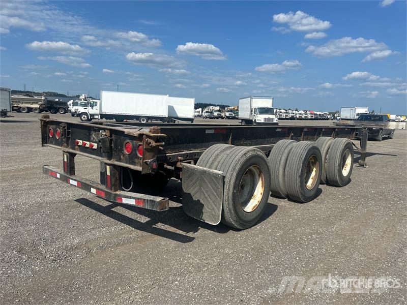  Mond Tri/A Extendable Container Trailer Konteineriekrāvēji
