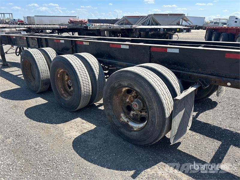 Mond Tri/A Extendable Container Trailer Konteineriekrāvēji