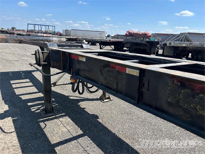  Mond Tri/A Extendable Container Trailer Konteineriekrāvēji