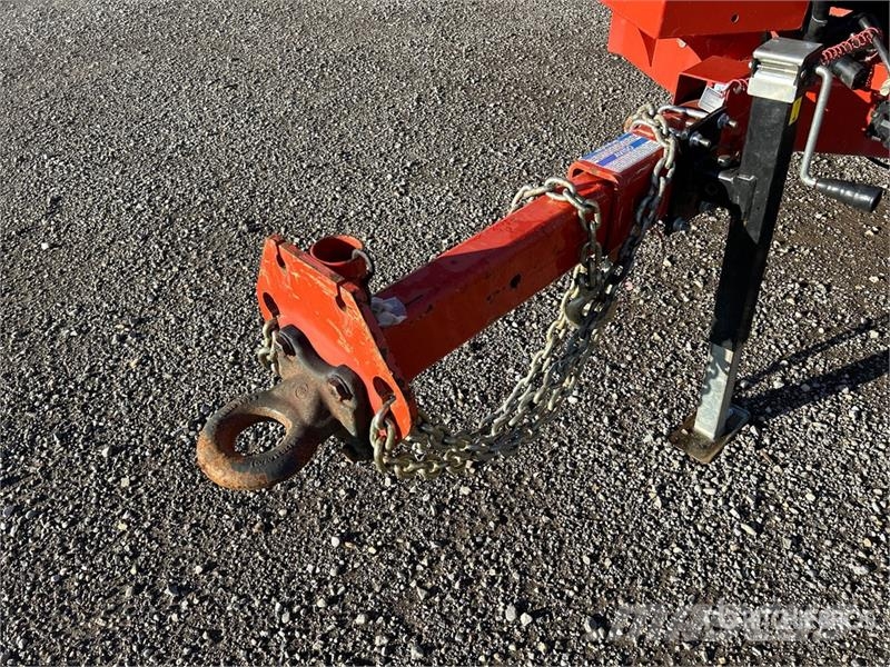 Morbark EB1415 Tow-Behind Wood Chipper Haketuskoneet