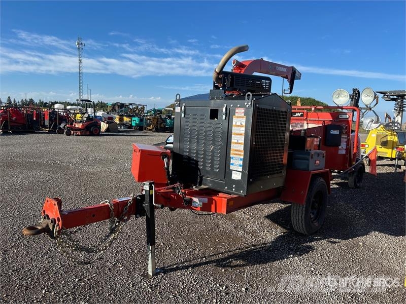 Morbark EB1415 Tow-Behind Wood Chipper Haketuskoneet