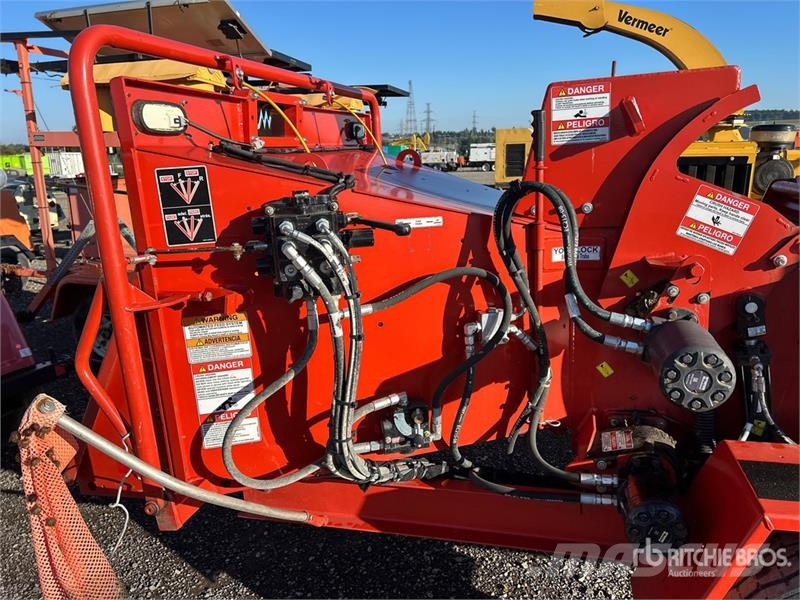 Morbark EB1415 Tow-Behind Wood Chipper Haketuskoneet