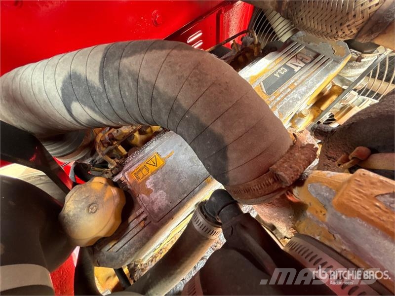 Morbark M12R Tow-Behind Wood Chipper Broyeur de végétaux