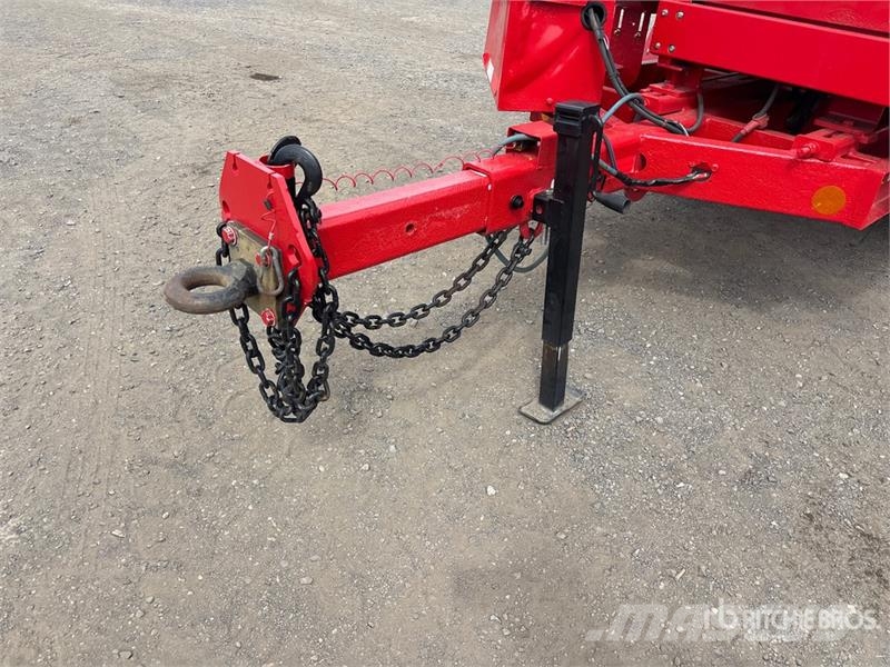 Morbark M12R Tow-Behind Wood Chipper Broyeur de végétaux