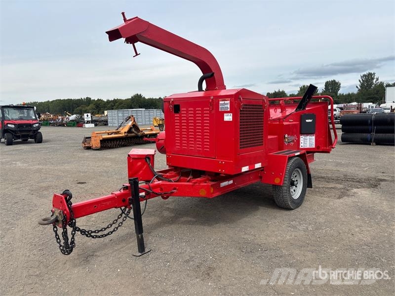 Morbark M12R Tow-Behind Wood Chipper Broyeur de végétaux