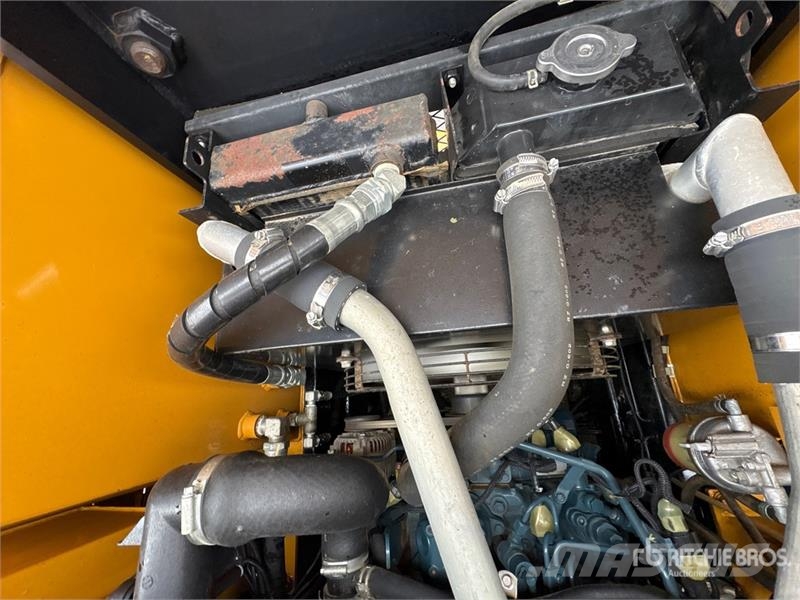 Morooka MFD-20 2000 kg Tracked Forklift شاحنات ذات رافعات شوكية - أخرى
