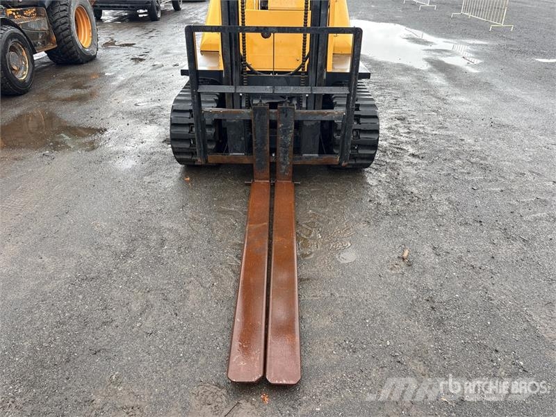 Morooka MFD-20 2000 kg Tracked Forklift شاحنات ذات رافعات شوكية - أخرى