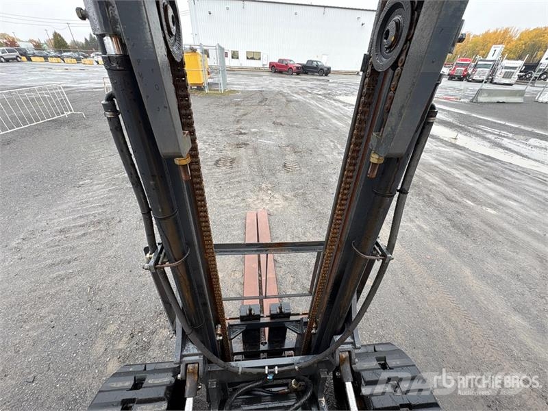 Morooka MFD-20 2000 kg Tracked Forklift شاحنات ذات رافعات شوكية - أخرى