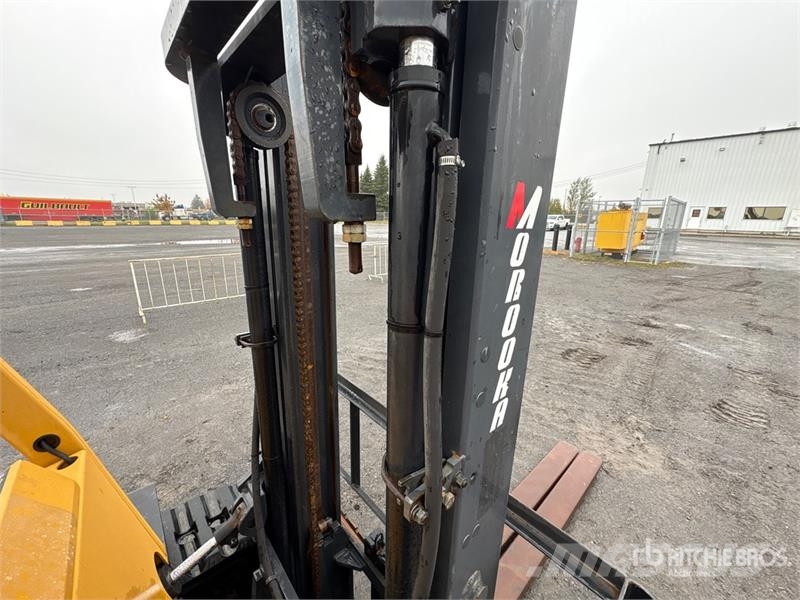 Morooka MFD-20 2000 kg Tracked Forklift شاحنات ذات رافعات شوكية - أخرى
