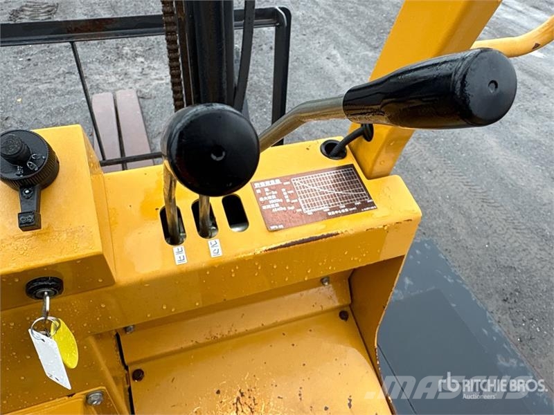 Morooka MFD-20 2000 kg Tracked Forklift شاحنات ذات رافعات شوكية - أخرى