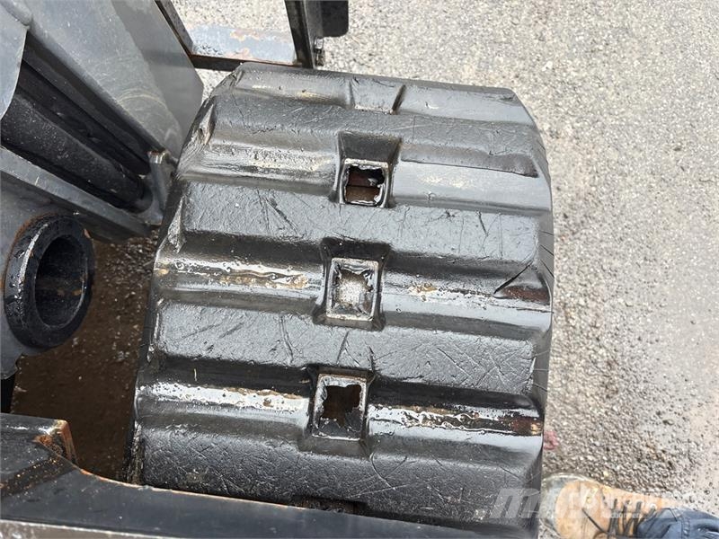 Morooka MFD-20 2000 kg Tracked Forklift شاحنات ذات رافعات شوكية - أخرى