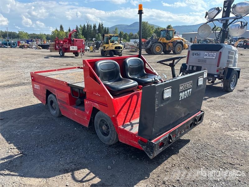 Motrec E-480 Комунални съоражения