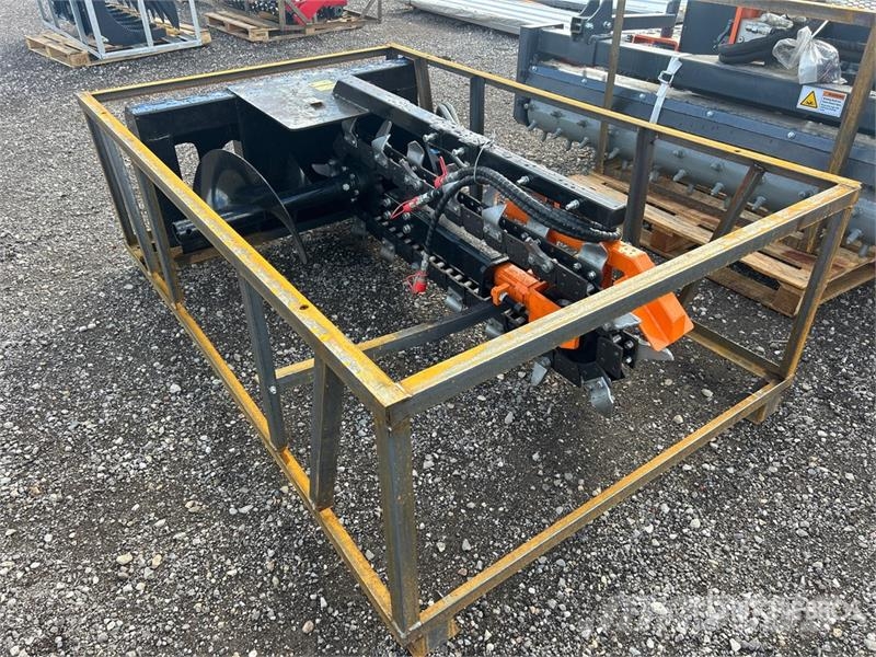  Mower King ECSSCT72 52 in Skid Steer Trencher Ketjukaivurit