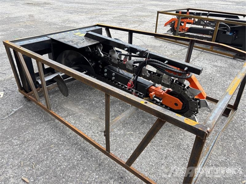 Mower King ECSSCT72 60 in Skid Steer Trencher (Unu Grabenfräse